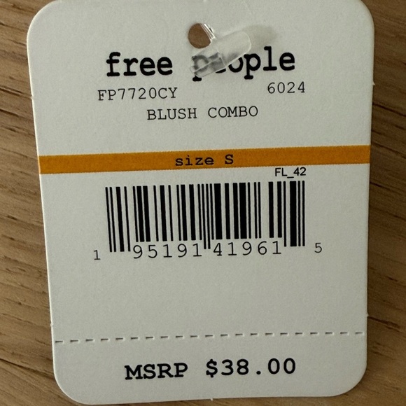 Intimately free people blush pink velvet gold dot bralette size Small - Picture 8 of 11